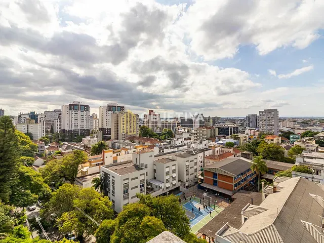 Apartamento 3 quartos e 3 banheiros, à venda, no bairro Moinhos de Vento em Porto Alegre