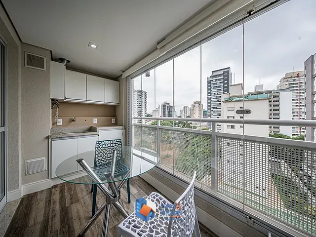 Apartamento 1 quarto e 1 banheiro, à venda, no bairro Campo Belo em São Paulo