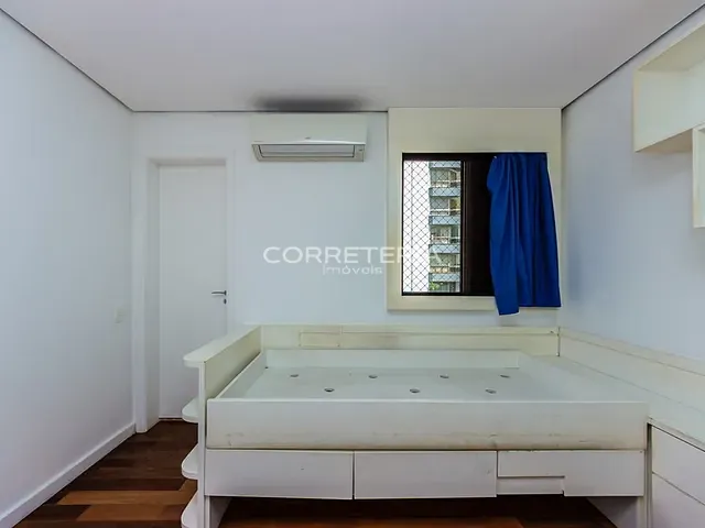 Apartamento 3 quartos e 5 banheiros, à venda, no bairro Moema em São Paulo