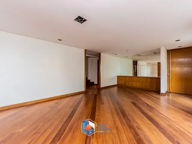Apartamento 3 quartos e 5 banheiros, à venda, no bairro Moema em São Paulo