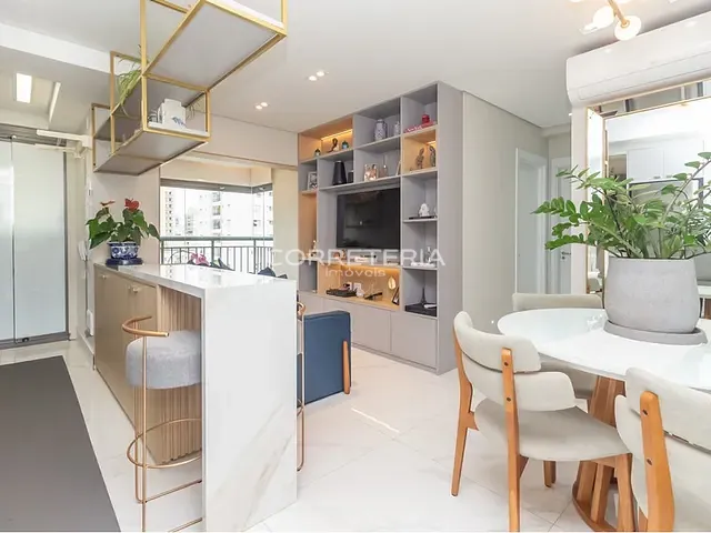 Apartamento 2 quartos e 2 banheiros, à venda, no bairro Moema em São Paulo