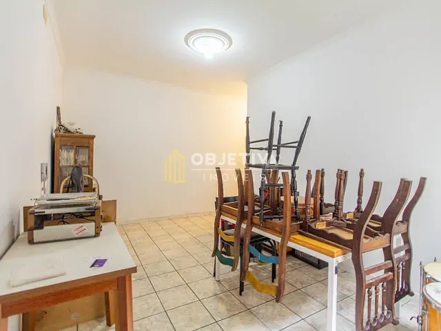 Apartamento 2 quartos e 1 banheiro, à venda, no bairro Medianeira em Porto Alegre