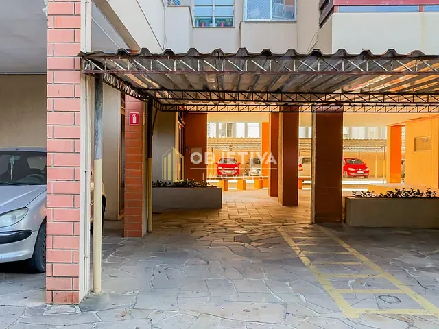 Apartamento 2 quartos e 1 banheiro, à venda, no bairro Glória em Porto Alegre