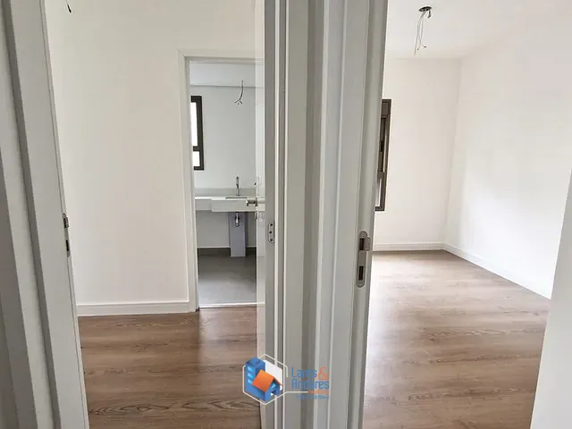 Apartamento 3 quartos e 4 banheiros, à venda, no bairro Indianópolis em São Paulo