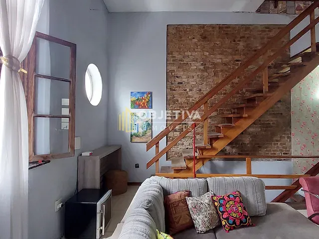 Casa 3 quartos e 5 banheiros, à venda, no bairro Floresta em Porto Alegre