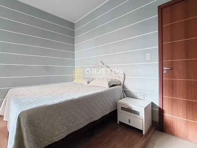 Casa 3 quartos e 5 banheiros, à venda, no bairro Floresta em Porto Alegre