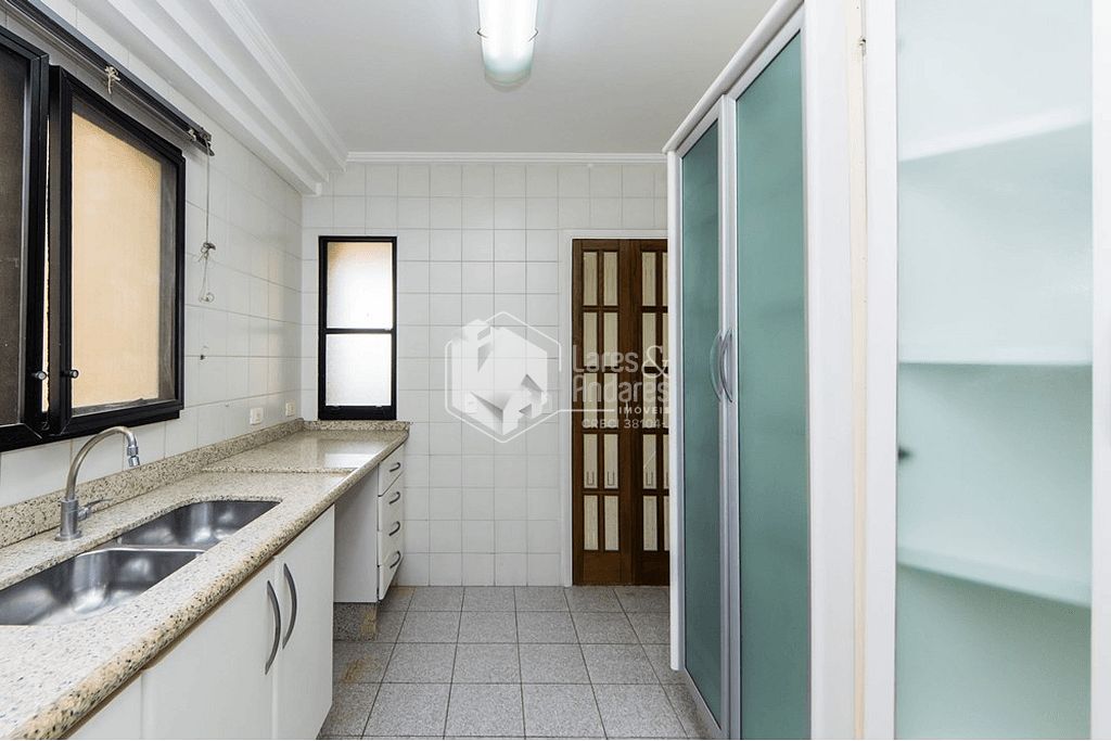 Apartamento, 3 quartos, 158 m² - Foto 2