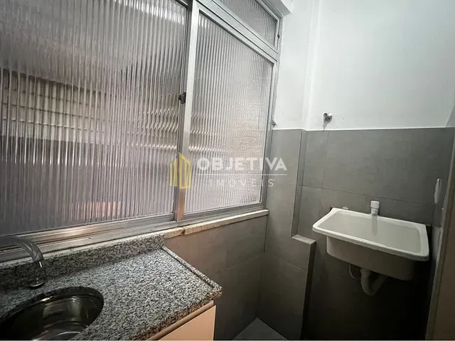 Apartamento 2 quartos e 1 banheiro, à venda, no bairro Cidade Baixa em Porto Alegre