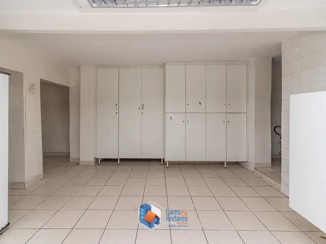 Loja à venda, no bairro Cambuci em São Paulo