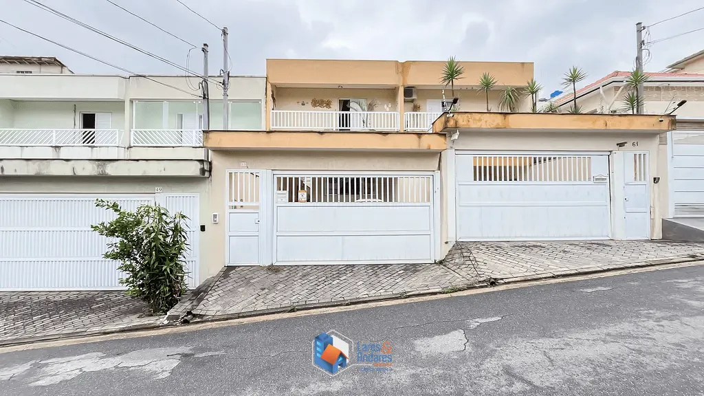 Casa, 4 quartos, 230 m² - Foto 1