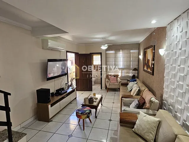 Casa 4 quartos e 4 banheiros, à venda, no bairro Santo Antônio em Porto Alegre