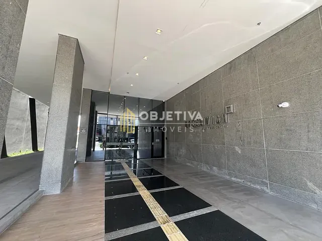 Sala à venda, no bairro Menino Deus em Porto Alegre