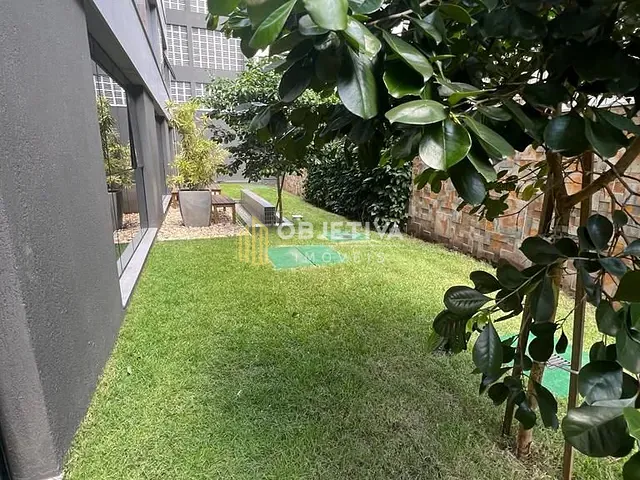 Sala à venda, no bairro Menino Deus em Porto Alegre