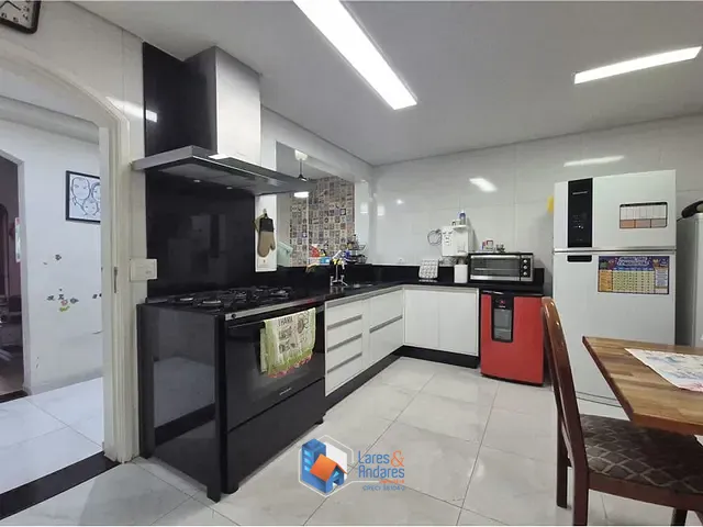 Casa 2 quartos e 3 banheiros, à venda, no bairro Vila Tolstoi em São Paulo