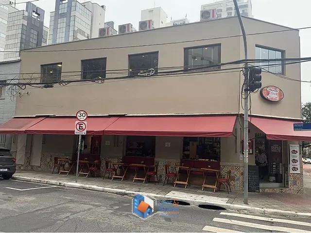 Loja à venda, no bairro Indianópolis em São Paulo