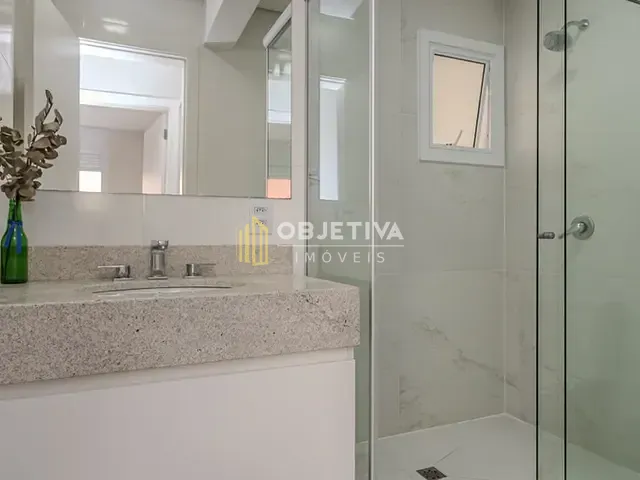 Apartamento 2 quartos e 4 banheiros, à venda, no bairro Higienópolis em Porto Alegre