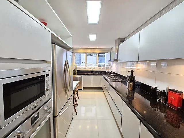 Apartamento 3 quartos e 5 banheiros, à venda, no bairro Bela Vista em Porto Alegre