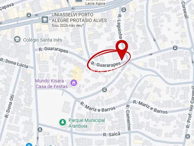 Casa 3 quartos e 3 banheiros, à venda, no bairro Petrópolis em Porto Alegre