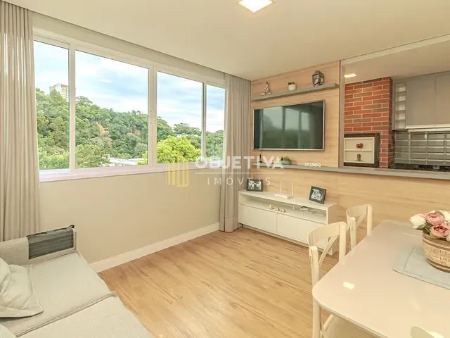 Apartamento 1 quarto e 1 banheiro, à venda, no bairro Menino Deus em Porto Alegre