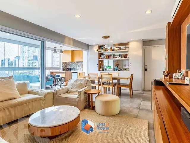 Apartamento 3 quartos e 3 banheiros, à venda, no bairro Vila Olímpia em São Paulo