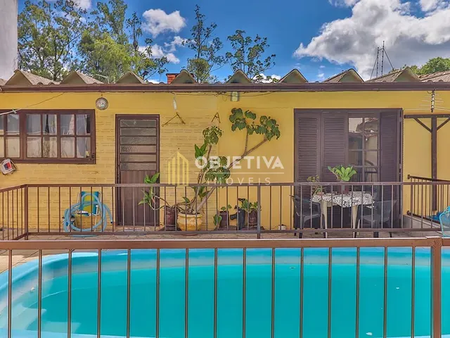 Casa 3 quartos e 4 banheiros, à venda, no bairro Rubem Berta em Porto Alegre