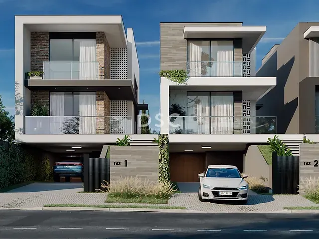 Casa 4 quartos e 5 banheiros, à venda, no bairro Vista Alegre em Curitiba