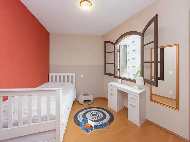 Casa 3 quartos e 4 banheiros, à venda, no bairro Vila Paulista em São Paulo