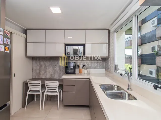 Apartamento 3 quartos e 3 banheiros, à venda, no bairro Bela Vista em Porto Alegre