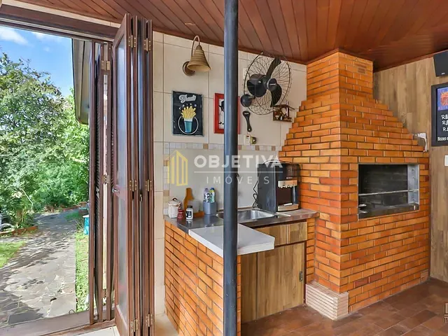 Casa 3 quartos e 3 banheiros, à venda, no bairro Passo da Areia em Porto Alegre