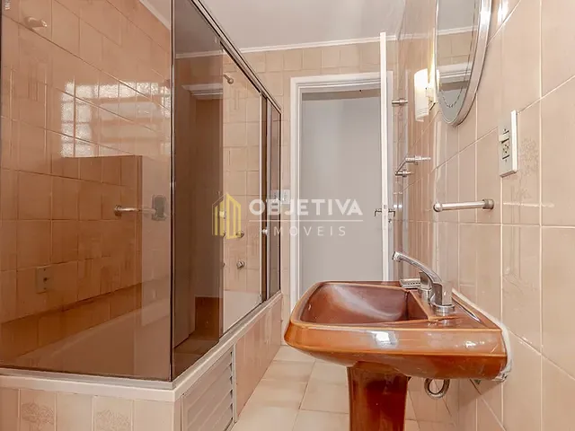 Apartamento 3 quartos e 2 banheiros, à venda, no bairro Centro Histórico em Porto Alegre