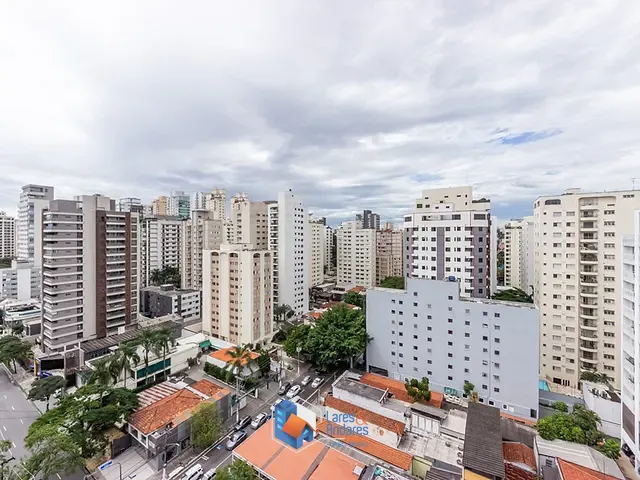 Sala à venda, no bairro Moema em São Paulo
