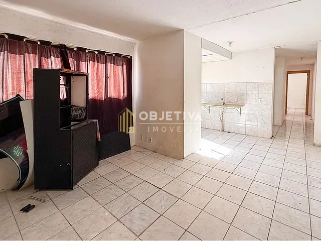 Apartamento 2 quartos e 1 banheiro, à venda, no bairro Guajuviras em Canoas