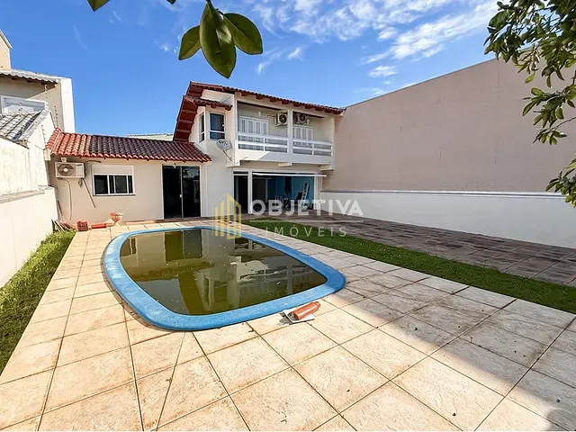 Casa 3 quartos e 4 banheiros, à venda, no bairro Rio Branco em Canoas