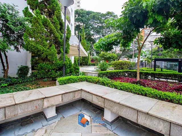 Apartamento 3 quartos e 3 banheiros, à venda, no bairro Moema em São Paulo
