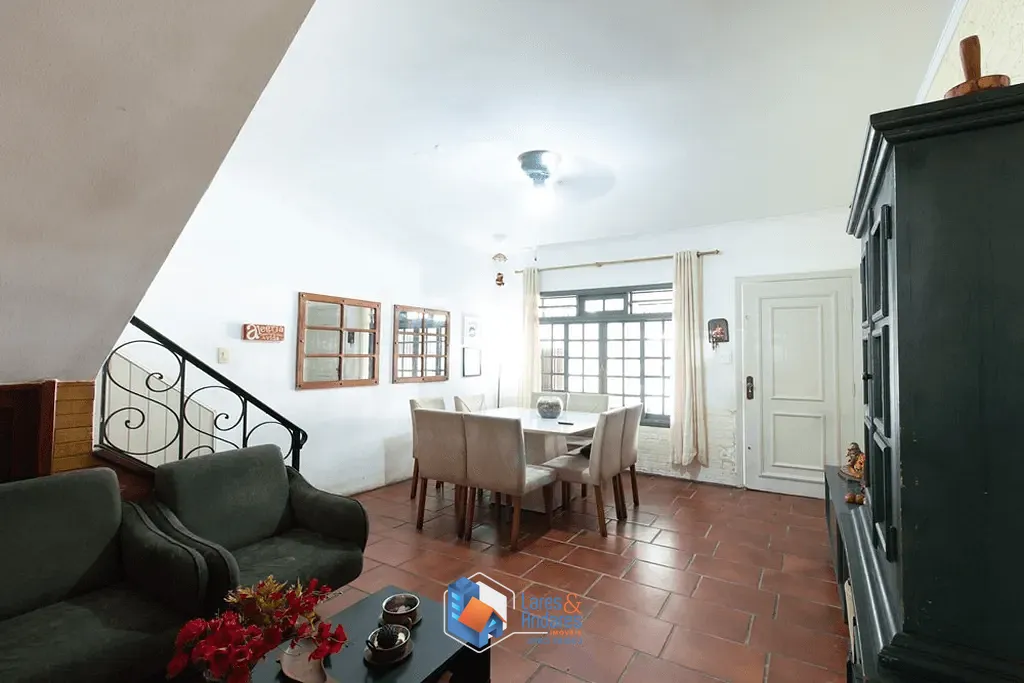 Casa, 3 quartos, 160 m² - Foto 1