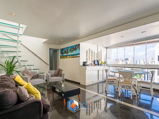 Cobertura / Penthouse 3 quartos e 4 banheiros, à venda, no bairro Moema em São Paulo