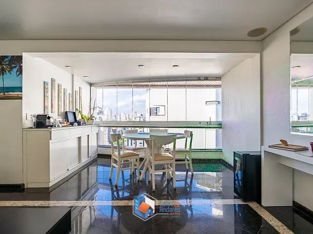 Cobertura / Penthouse 3 quartos e 4 banheiros, à venda, no bairro Moema em São Paulo