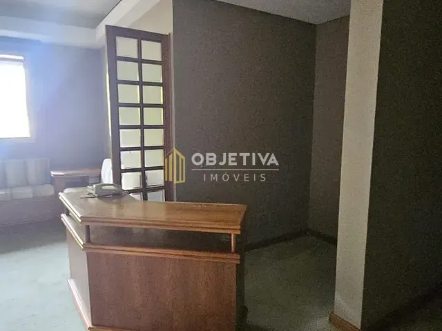 Sala à venda, no bairro Higienópolis em Porto Alegre