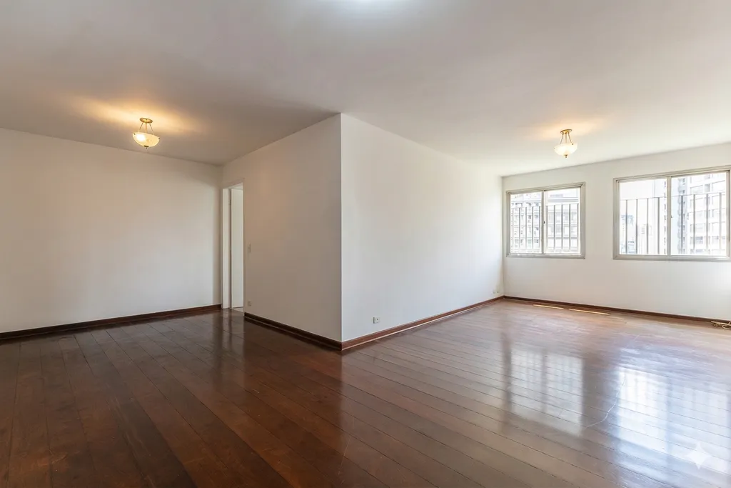 Apartamento à venda 3 Quartos 3 Suites 2 Vagas 136M² Moema São Paulo - SP