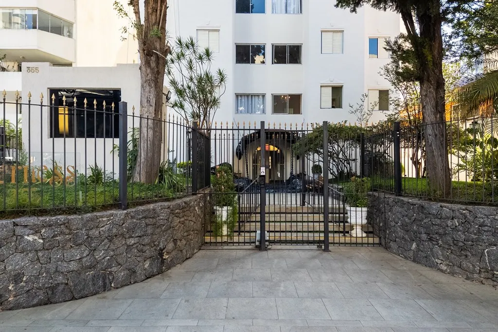 Apartamento à venda 3 Quartos 1 Vaga 66.58M² Moema São Paulo - SP