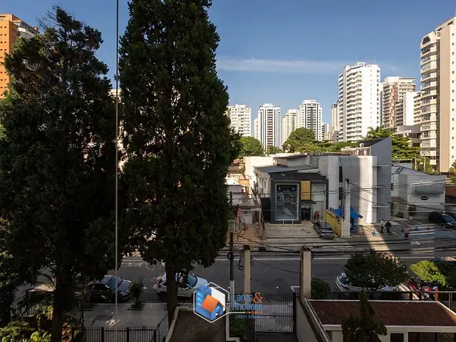 Apartamento 3 quartos e 1 banheiro, à venda, no bairro Moema em São Paulo