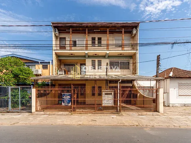 Casa 4 quartos e 4 banheiros, à venda, no bairro Sarandi em Porto Alegre