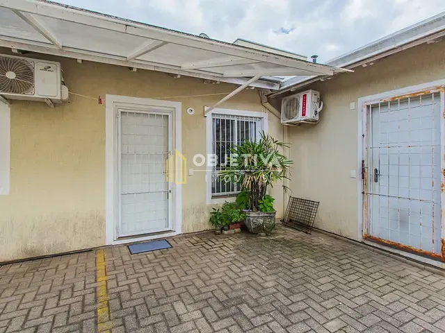 Casa 2 quartos e 1 banheiro, à venda, no bairro Niterói em Canoas