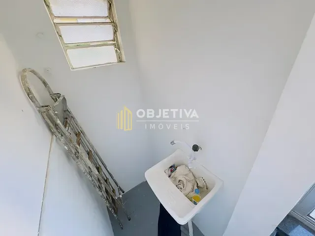 Apartamento 2 quartos e 1 banheiro, à venda, no bairro Centro Histórico em Porto Alegre