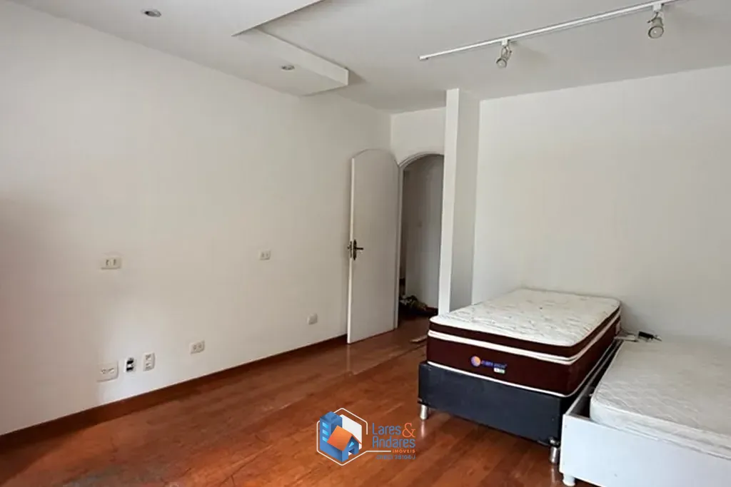 Casa, 3 quartos, 255 m² - Foto 8