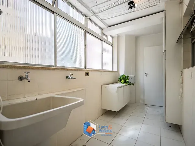 Apartamento 3 quartos e 4 banheiros, à venda, no bairro Moema em São Paulo