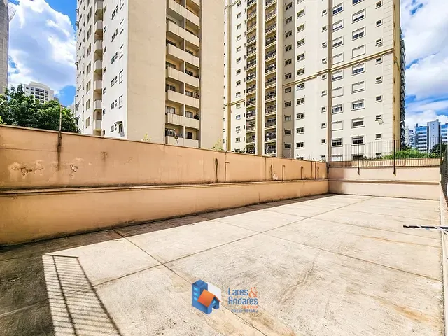 Apartamento 2 quartos e 2 banheiros, à venda, no bairro Moema em São Paulo