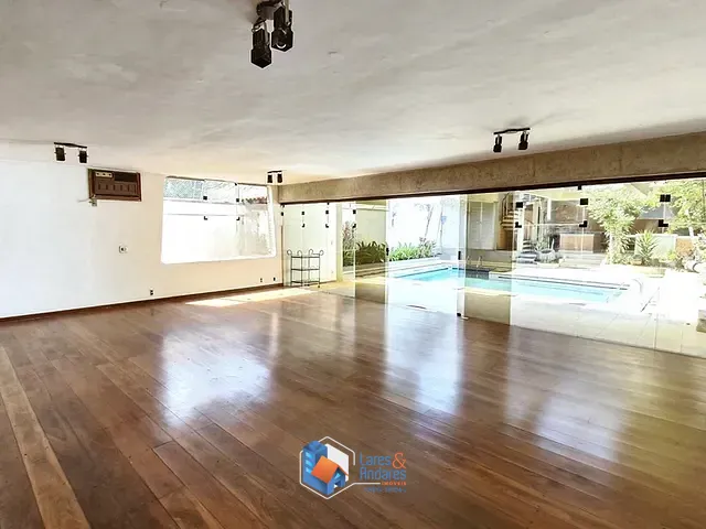 Casa 5 quartos e 8 banheiros, à venda, no bairro Santo Amaro em São Paulo
