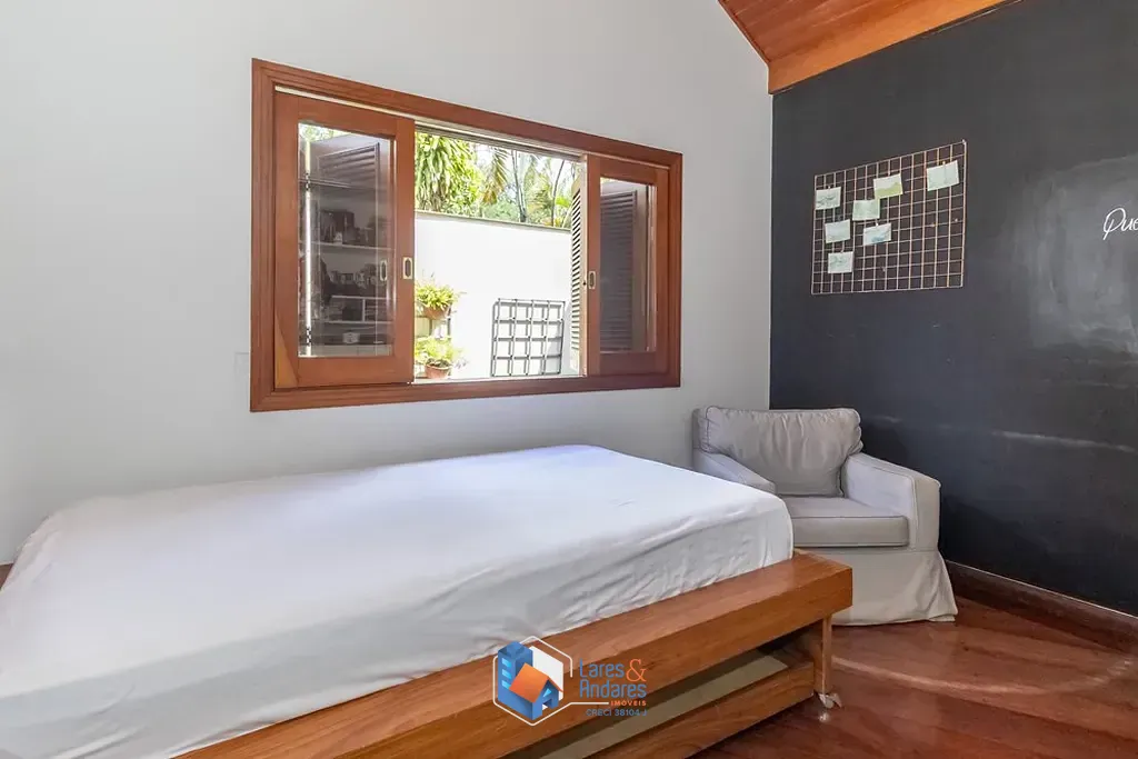 Casa, 4 quartos, 237 m² - Foto 2
