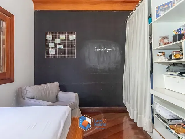 Casa 4 quartos e 4 banheiros, à venda, no bairro Jardim Marajoara em São Paulo